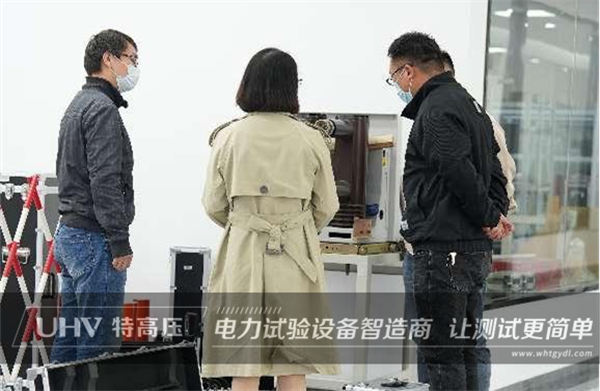 貴客臨門(mén)！熱烈歡迎江蘇客戶來(lái)訪特高壓電力實(shí)地考察(圖1)